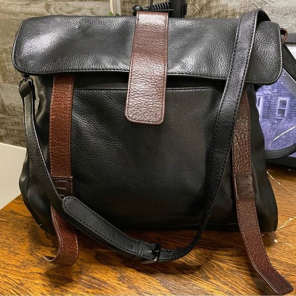 Cynthia Rowley crossbody - Picture 3 of 8